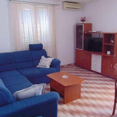 Merica In Center Appartement Postira